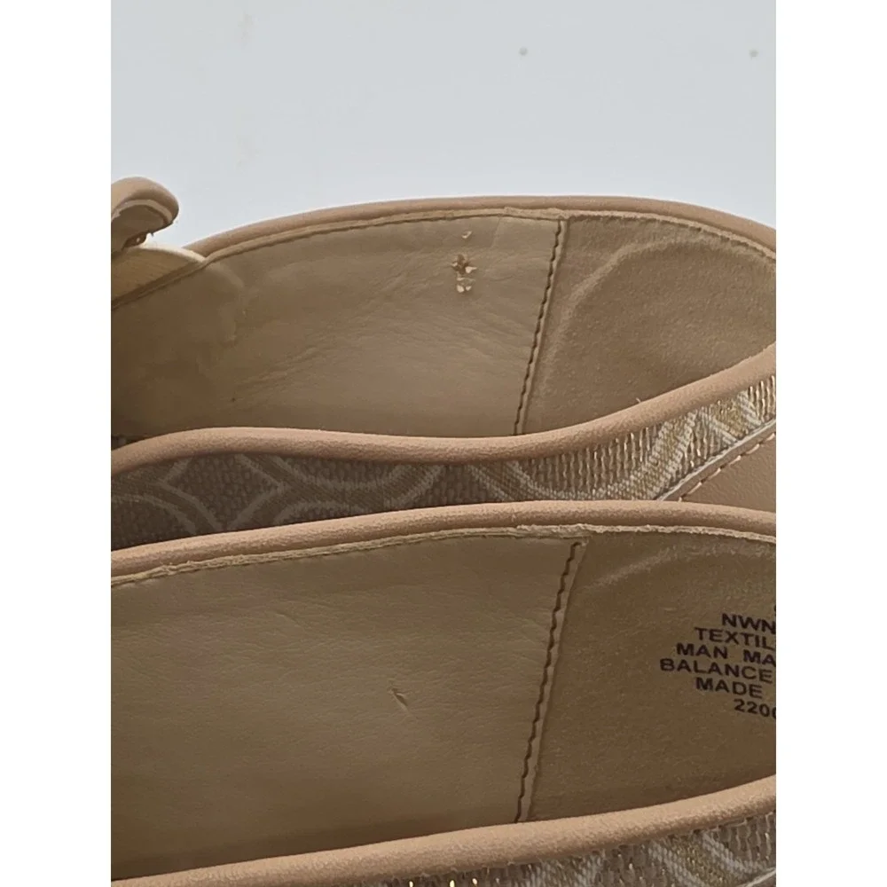 Nine West Womens Espadrille Slip On Flats Beige Gold Logo Print Size 9